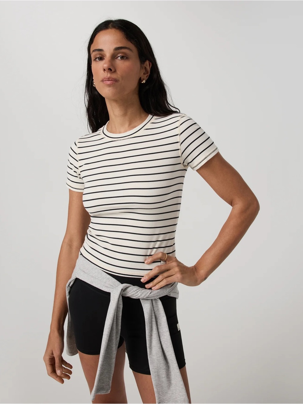 Vuori Pose Fitted Tee-NWT!!! - Picture 8 of 11